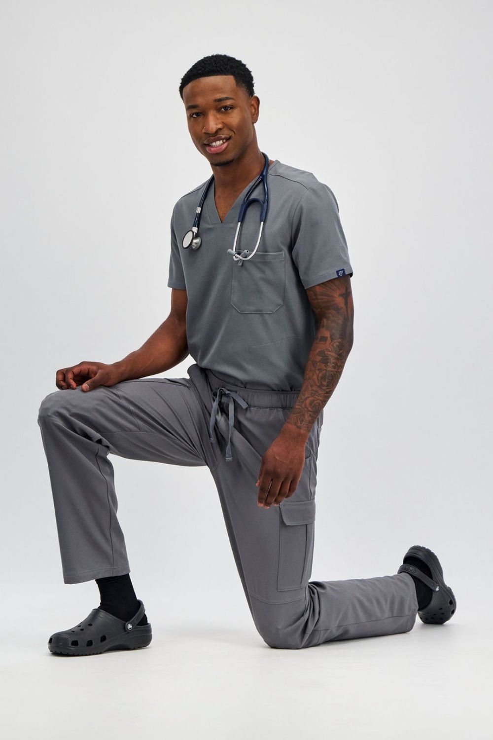 VetCore™ Men’s Vet Med Scrub Top
