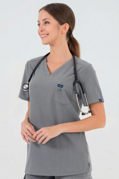 VetCore™ Women’s Vet Med Scrub Top